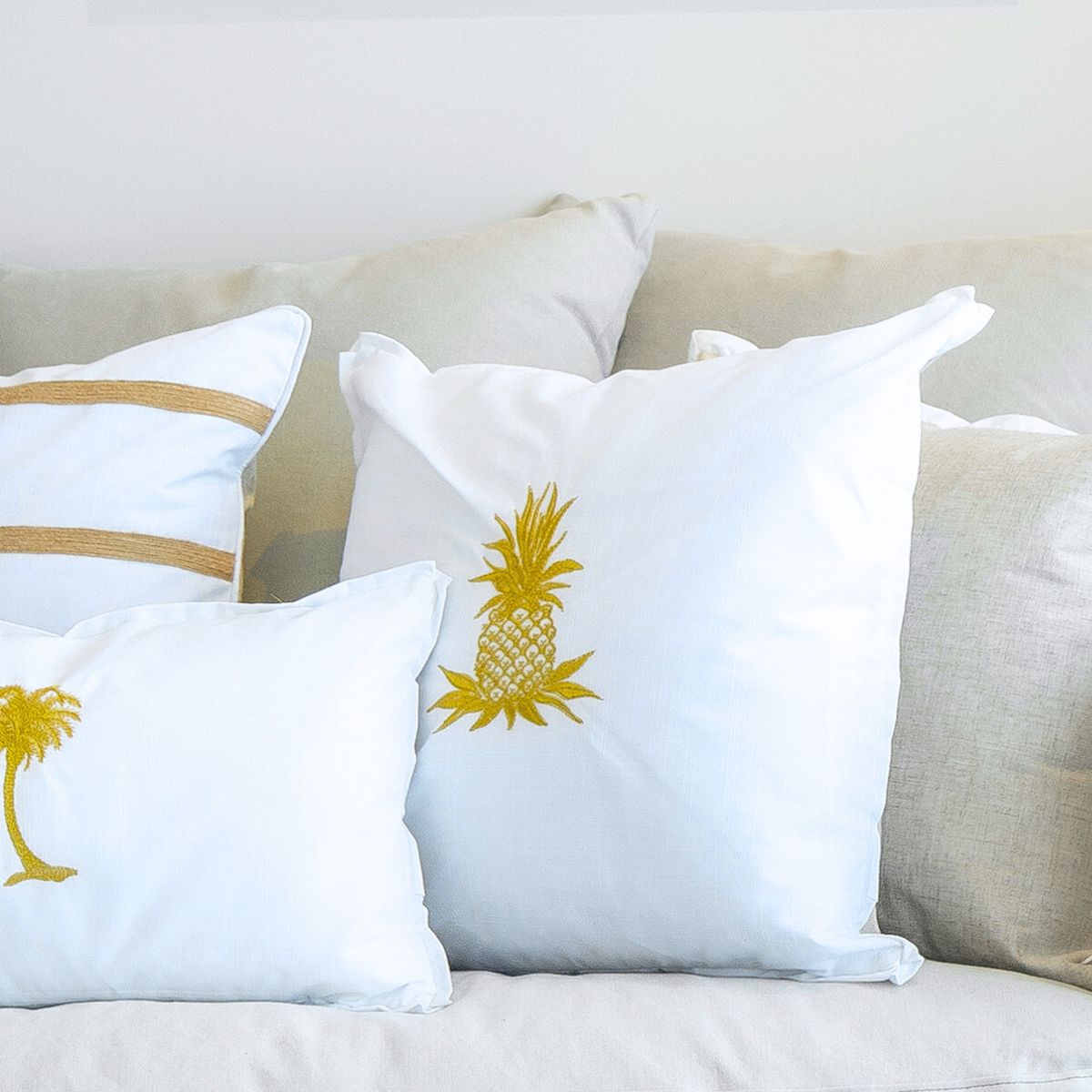 HABANA White and Gold Pineapple Cushion Cover | Mirage Haven